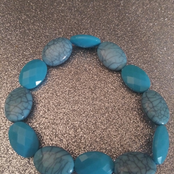 Blue Stone Beaded Bracelet - Picture 3 of 3